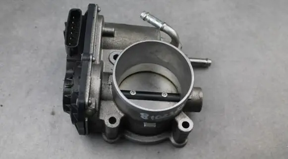 Subaru Legacy Throttle valve 16112AA38A