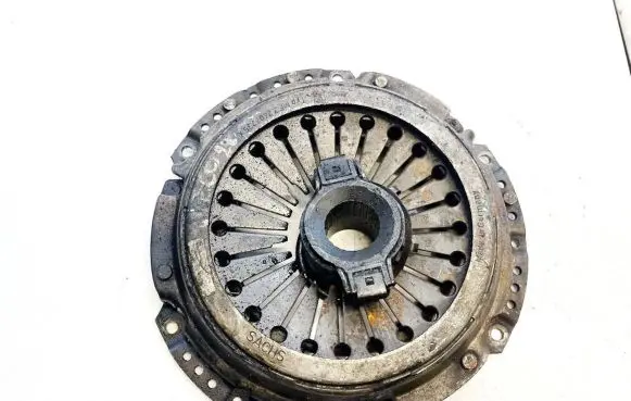 Citroen DS5 Pressure plate mfz240235