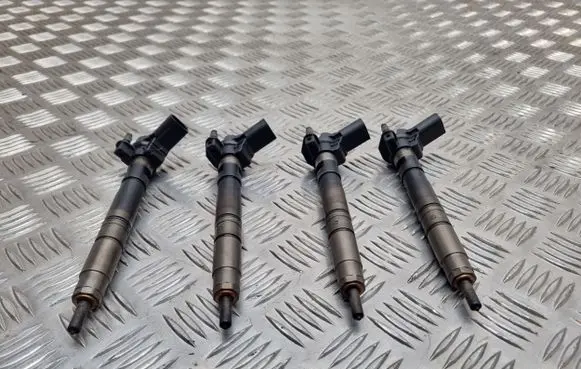 Fuel injectors set