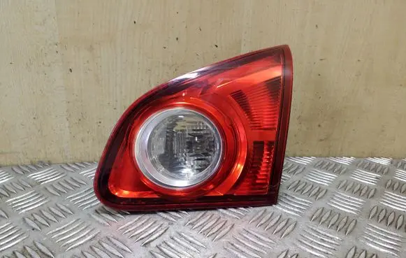 Nissan Qashqai Tailgate rear/tail lights 26550JD800