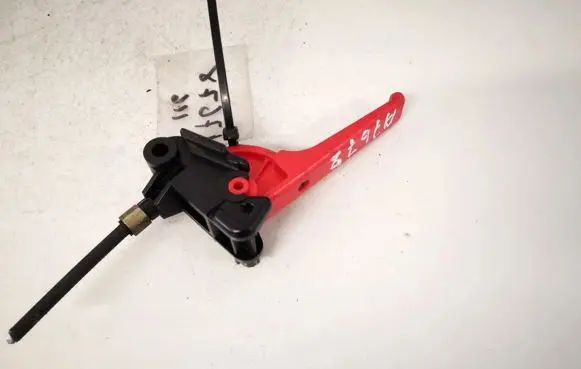 Citroen Xsara Picasso Engine bonnet (hood) release handle