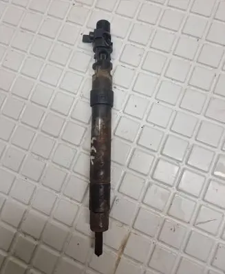 Ford Mondeo MK IV Fuel injector 9686191080