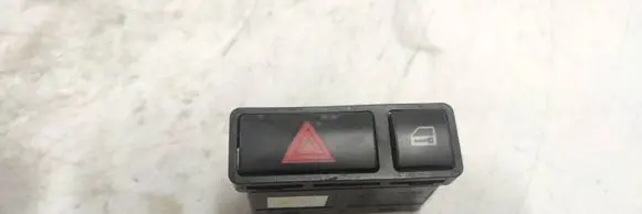 BMW 3 E46 Hazard light switch 8368920