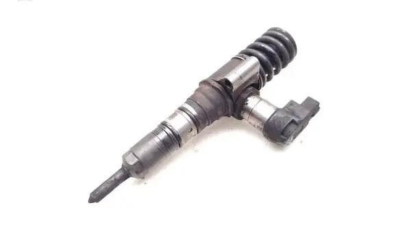 Audi A4 S4 B7 8E 8H Fuel injector 03G130073T