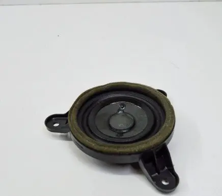 Audi A8 S8 D4 4H Front door speaker 4H0035397