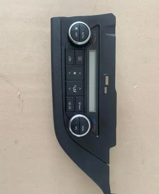 Toyota Auris E180 Climate control unit 75F542
