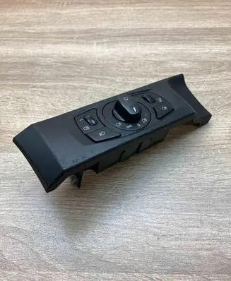 BMW 5 E60 E61 Light switch 6953739