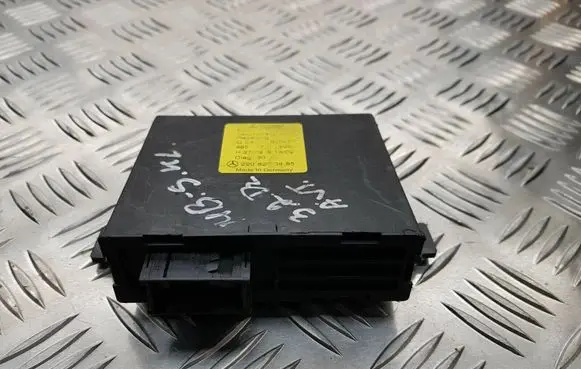 Mercedes-Benz S W220 Light module LCM 2208203685