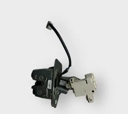 Tailgate/trunk/boot lock/catch/latch