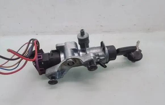 Audi A3 S3 8L Ignition lock 1J0419959