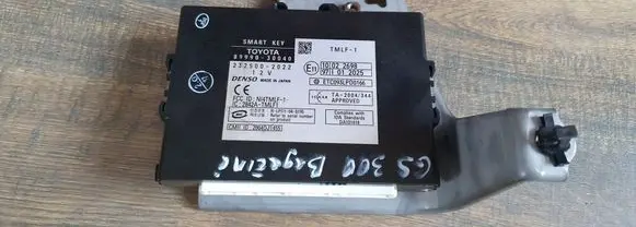 Lexus GS 300 350 430 450H Tailgate/trunk control unit/module 8999030040 2325002022