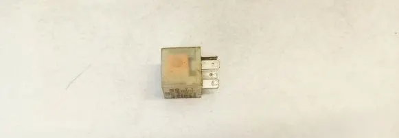 Audi A6 S6 C5 4B Other relay 443919578C 15210000