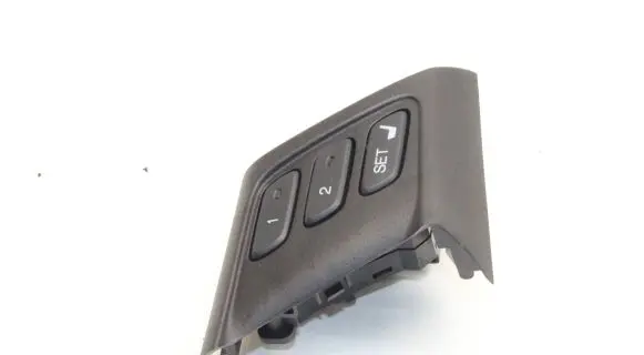 Honda Accord Seat control switch M38025