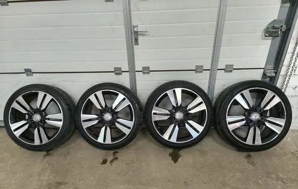 Mercedes-Benz A W176 R18 alloy rim A2464010402