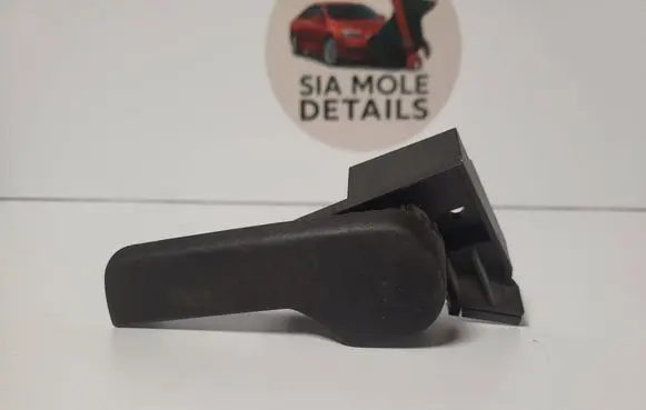 Volkswagen Golf Plus Engine bonnet (hood) release handle 1J1823533C