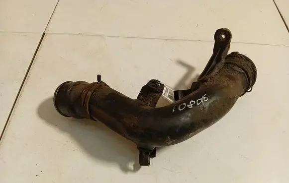 Volkswagen Golf V Intercooler hose/pipe 3c0145770C