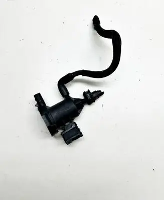 Mercedes-Benz GL X166 Vacuum valve A0014760532 PA66GF33