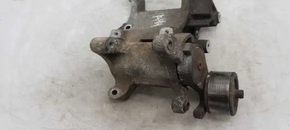 Toyota Land Cruiser (J120) Alternator belt tensioner NOCODE