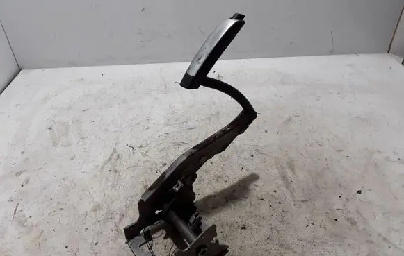 Ford Kuga II Handbrake/parking brake lever assembly AV612780AA