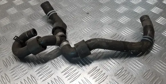 Volkswagen Tiguan Engine coolant pipe/hose 5N0122157BP