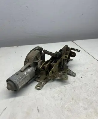 Mercedes-Benz E W210 Tailgate/trunk/boot lock/catch/latch A2107400536