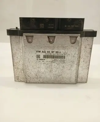 Seat Leon (5F) Engine control unit/module 04E907309A 0261S07726
