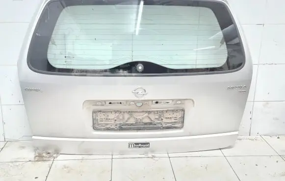 Opel Astra G Tailgate/trunk/boot lid AS2