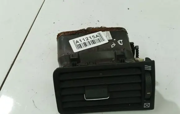 Toyota Corolla E120 E130 Dash center air vent grill 