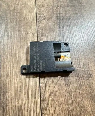BMW X5 E53 Bluetooth antenna 6928461 921800002