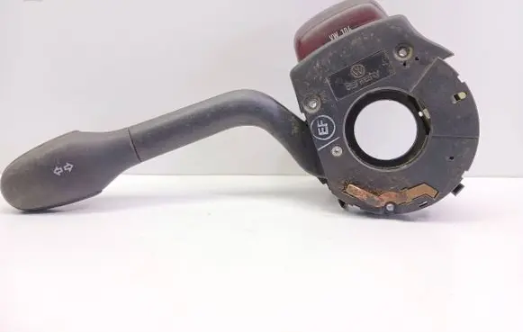Volkswagen Golf III Indicator stalk 88S97