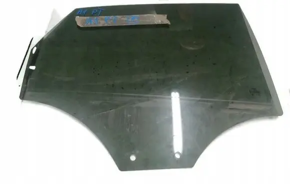 Audi A1 Sliding door window/glass 