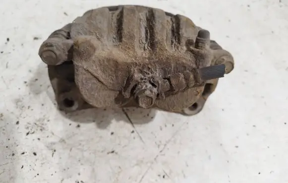 Subaru Forester SH Front brake caliper