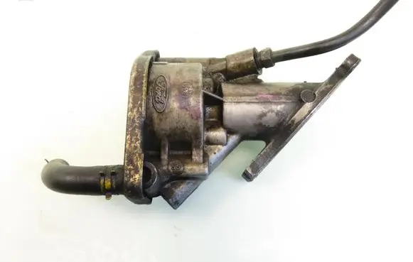 Ford Escort Vacuum pump 84FB2A451AC