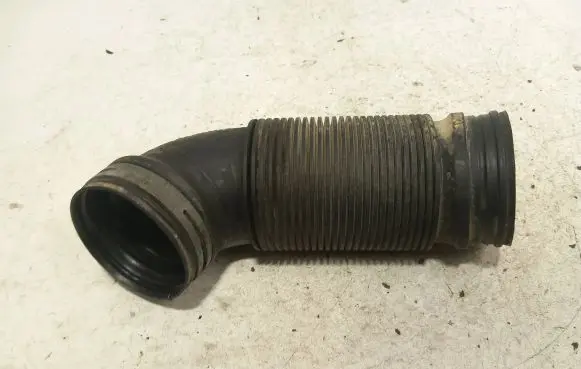Volkswagen Touran I Air intake hose/pipe 1K0129684B CD446148
