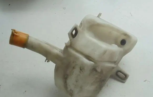 Fiat Siena Windshield washer fluid reservoir/tank