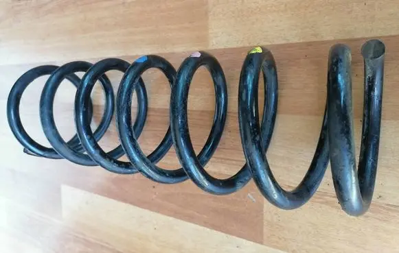 Honda Accord Rear coil spring 52441SEAE22 52441SEAE02