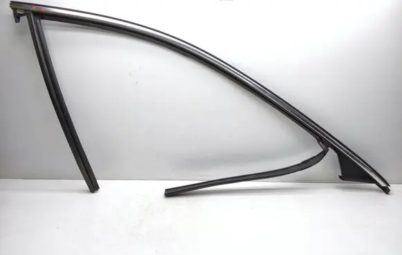 Volvo XC60 Rubber seal front door (on door) 31856284