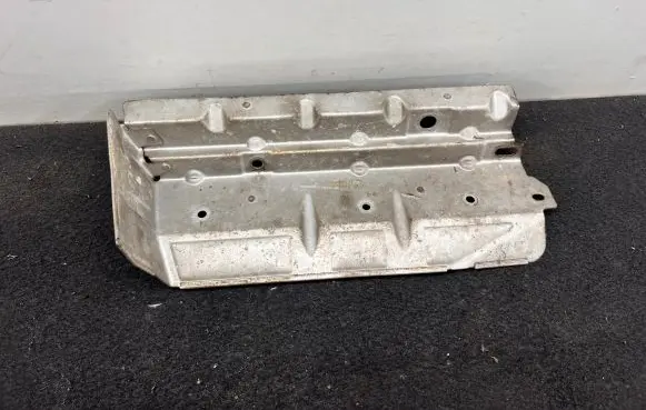 Audi A3 S3 A3 Sportback 8P Other engine bay part 06H129597B