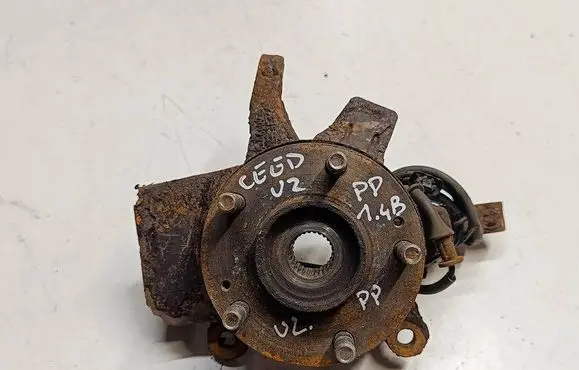 KIA Ceed Front wheel hub spindle knuckle 3AWF2187452