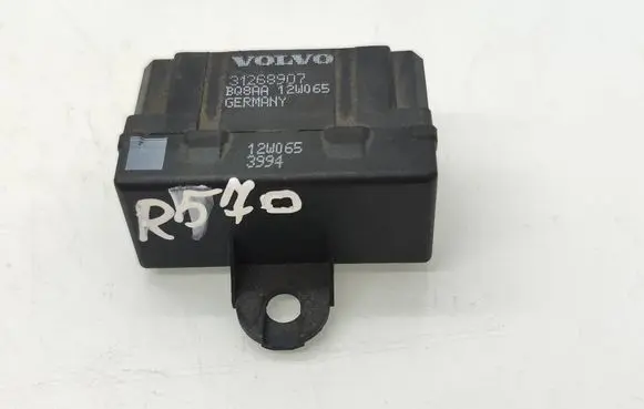Volvo V60 Seat heating relay 31268907 12W065 BQ8AA