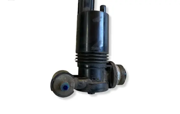 Land Rover Discovery 4 - LR4 Windscreen/windshield washer pump 1011284