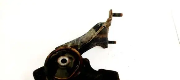 Toyota Corolla E120 E130 Engine mount bracket