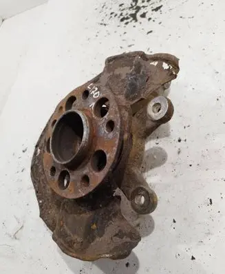 Mercedes-Benz B W245 Front wheel hub spindle knuckle