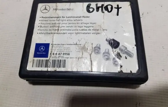 Mercedes-Benz S W221 Nuts/bolts SRUBY221 B66470156