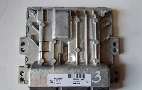 Renault Master III Engine control unit/module ECU