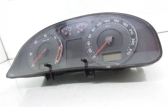 Skoda Superb B5 (3U) Speedometer (instrument cluster) 3U0920811A 110080116