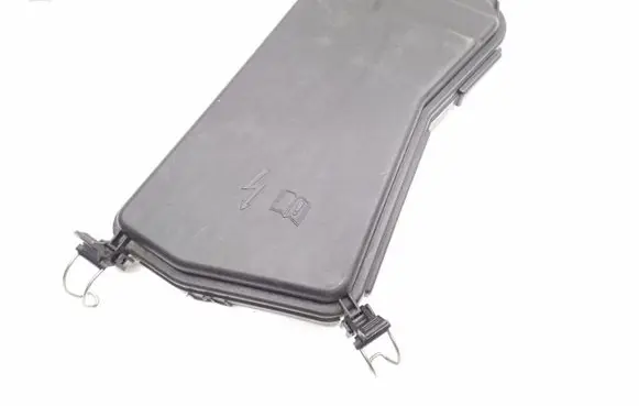 Mercedes-Benz E W212 Fuse box cover A2125400382