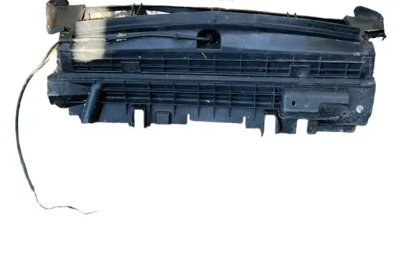 Mercedes-Benz C W204 Bottom radiator support slam panel A2045050430