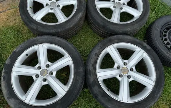 Audi Q7 4L R20 alloy rim 4L0601025H
