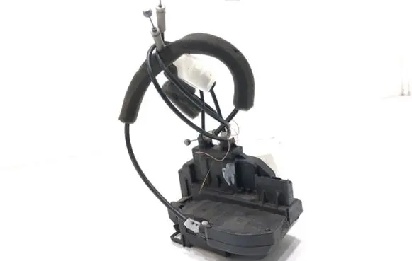 Nissan Murano Z50 Front door lock
